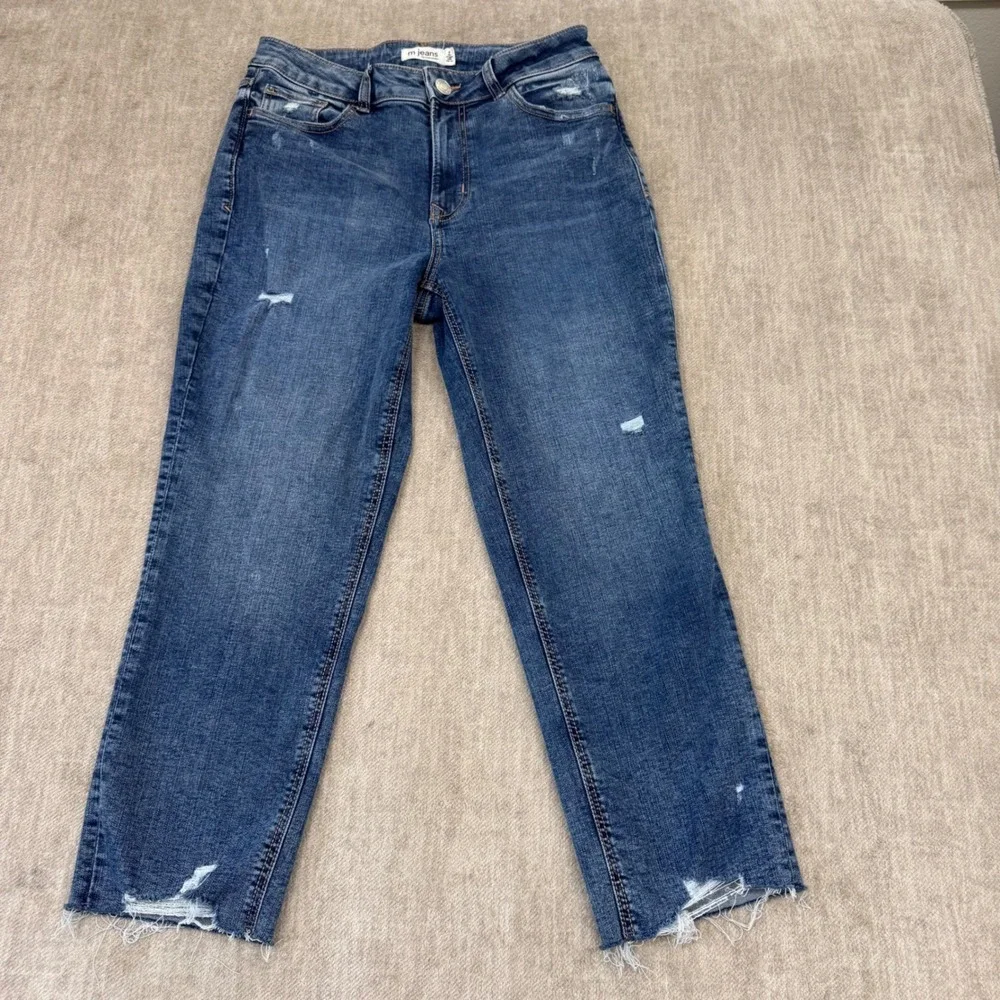 m jeans by maurices Womens 8 Slim Straight Ankle High Rise Distressed Denim Blue